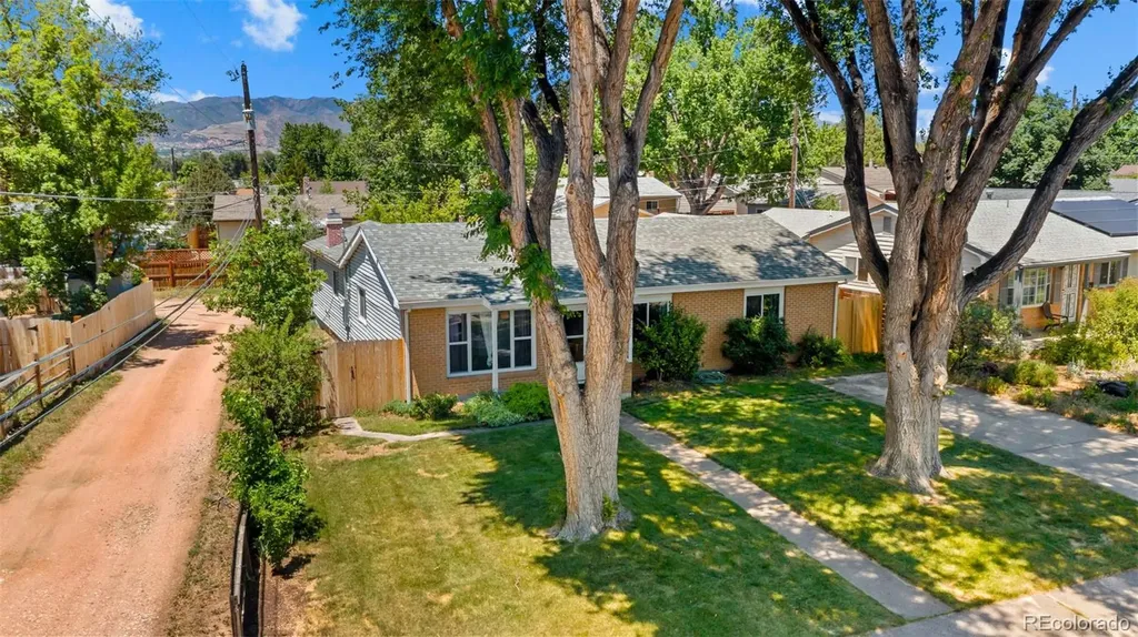3202 Poinsetta Drive Colorado Springs CO 80907