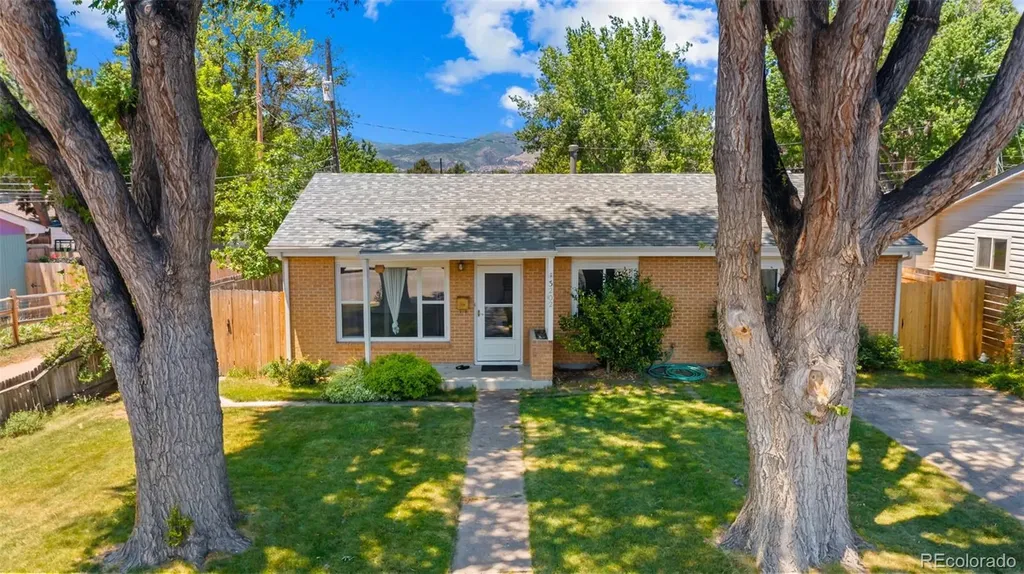 3202 Poinsetta Drive Colorado Springs CO 80907
