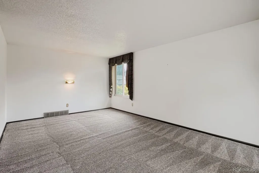 10985 W Montana Place Denver CO 80232