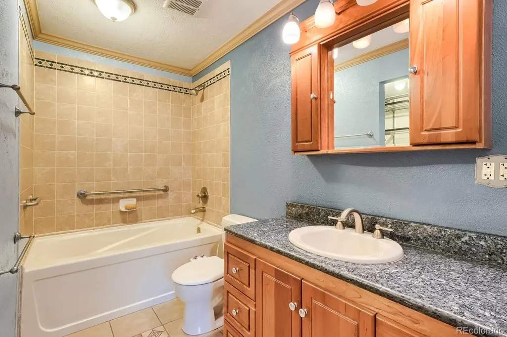 10985 W Montana Place Denver CO 80232