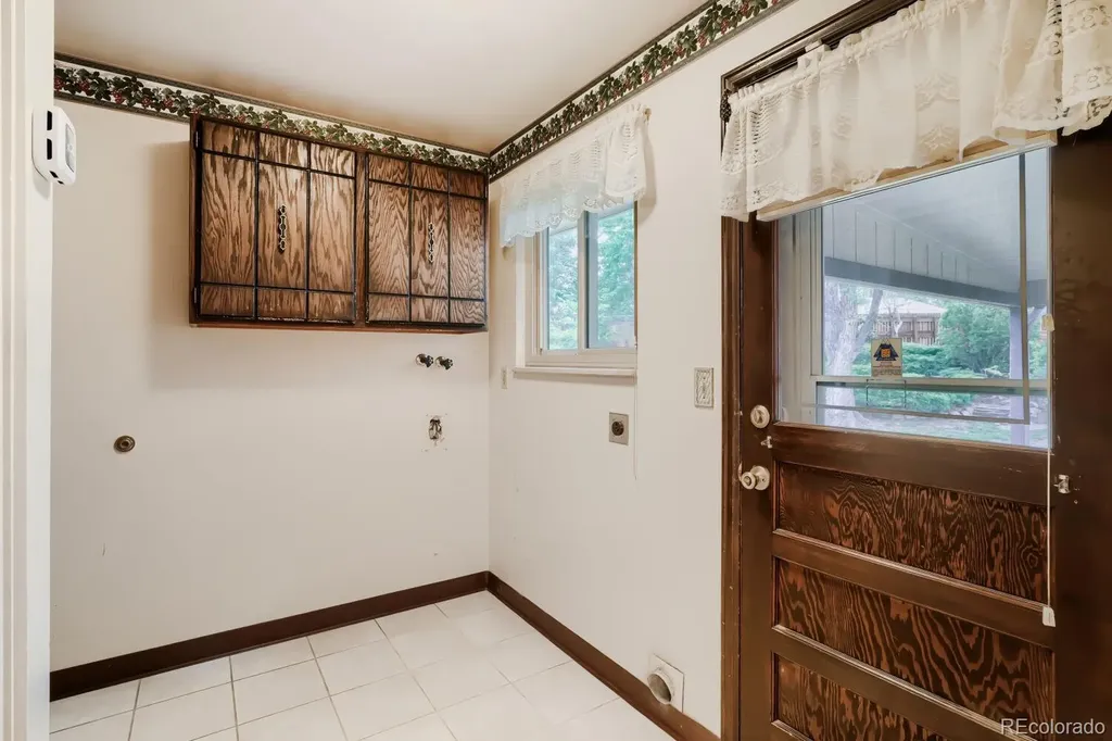 10985 W Montana Place Denver CO 80232