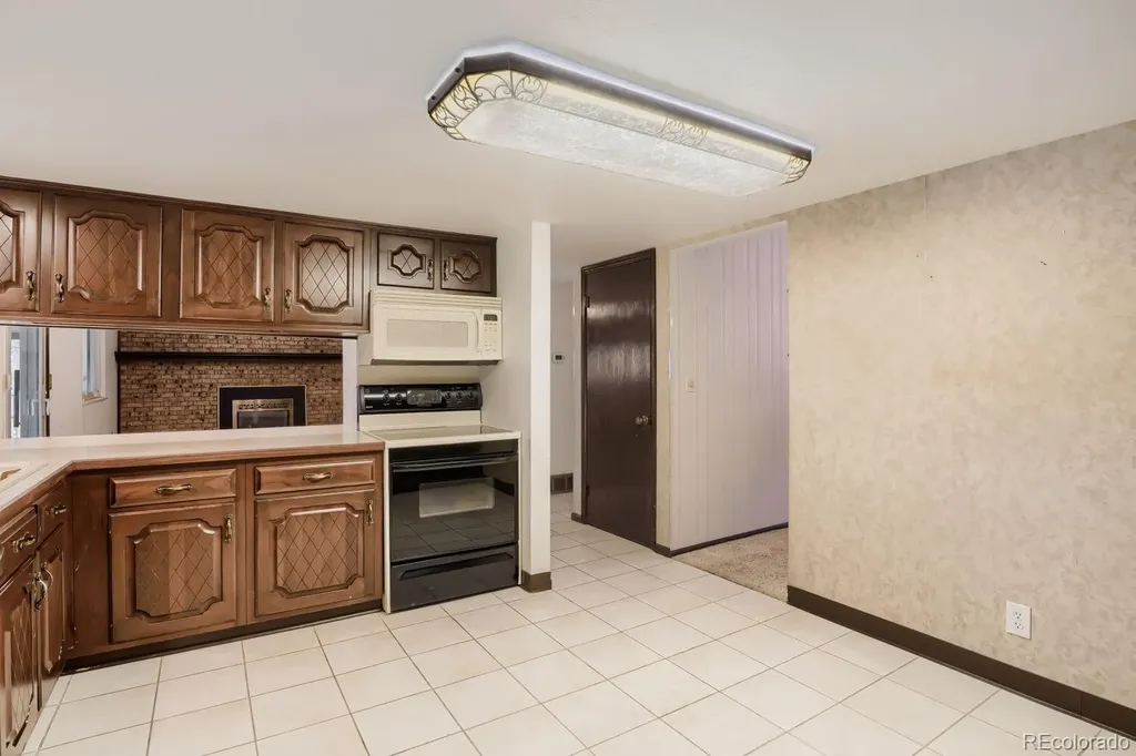 10985 W Montana Place Denver CO 80232