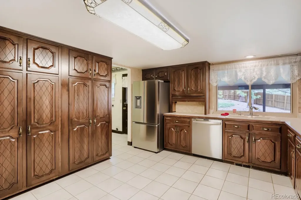 10985 W Montana Place Denver CO 80232