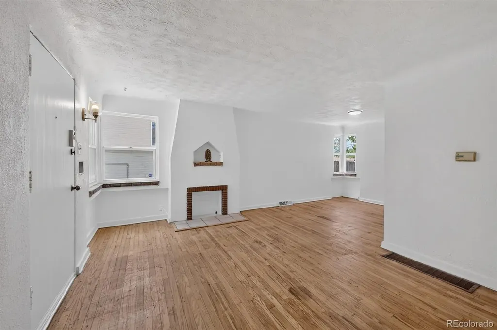 3525 N Saint Paul Street Denver CO 80205