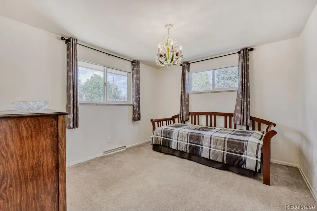 4555 W 65th Avenue Arvada CO 80003