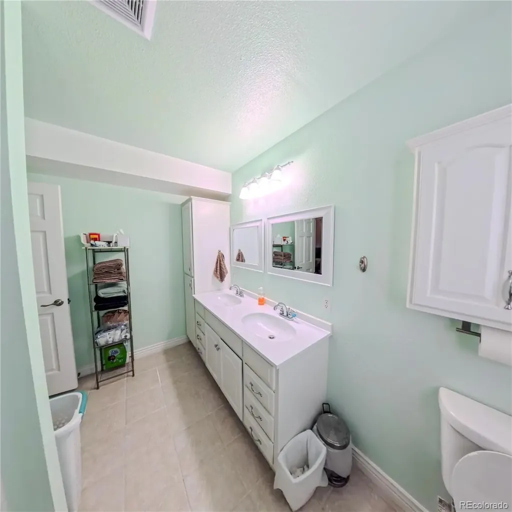 1624 Longbranch Street Strasburg CO 80136