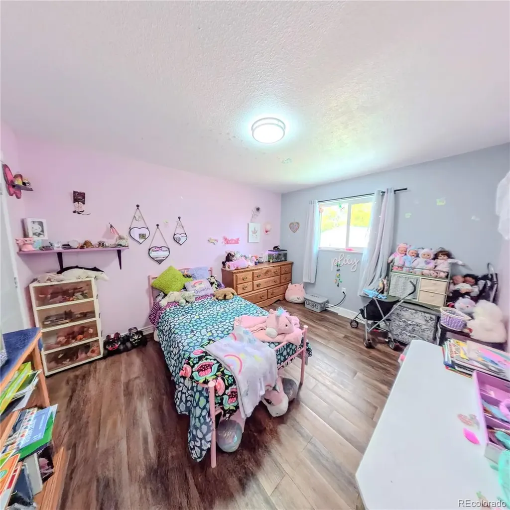 1624 Longbranch Street Strasburg CO 80136