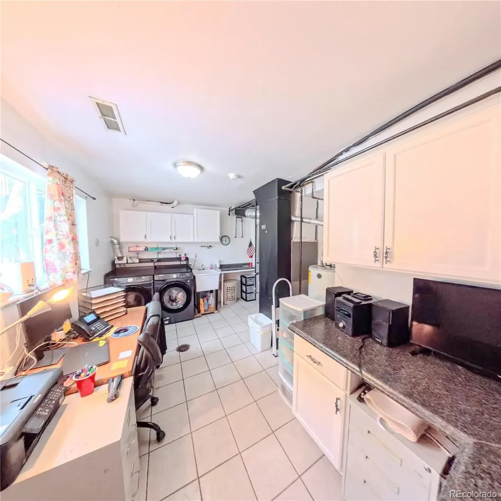 1624 Longbranch Street Strasburg CO 80136