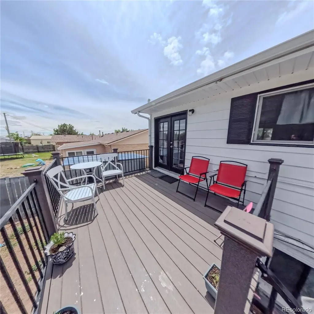 1624 Longbranch Street Strasburg CO 80136