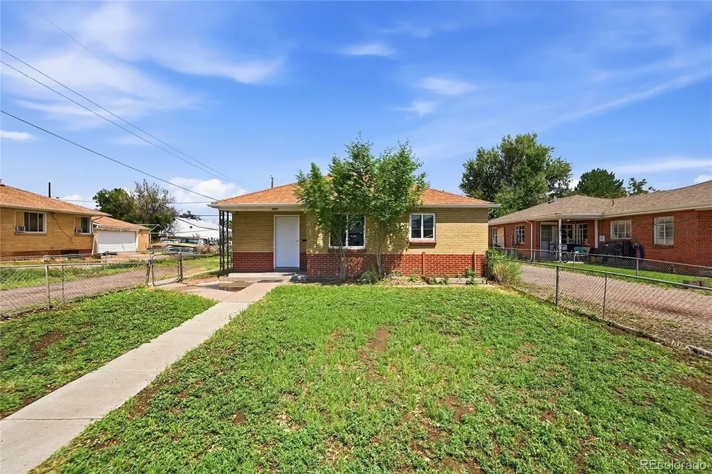 6096 Olive Street Commerce City CO 80022