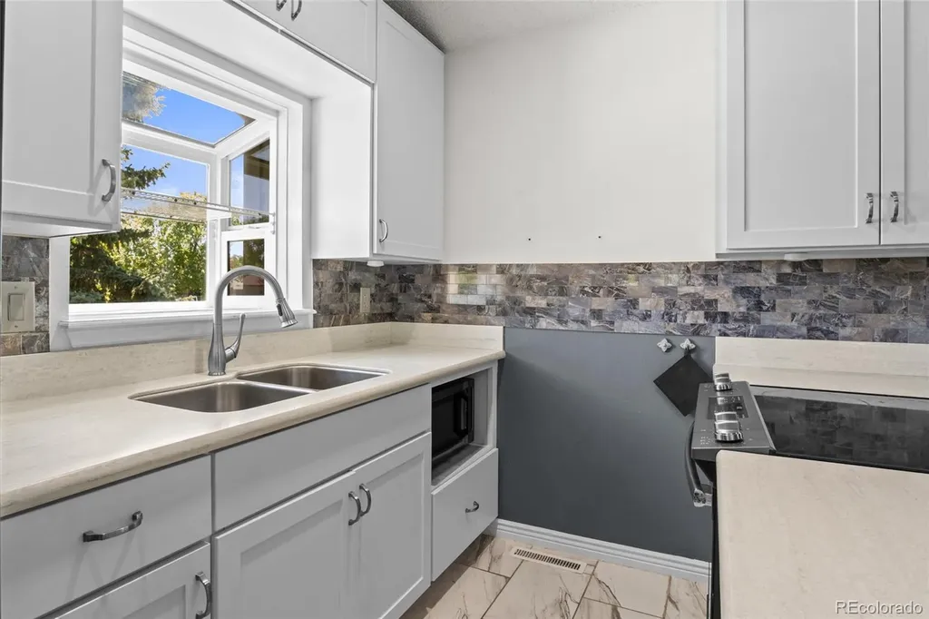 5301 E Aspen Avenue Castle Rock CO 80104
