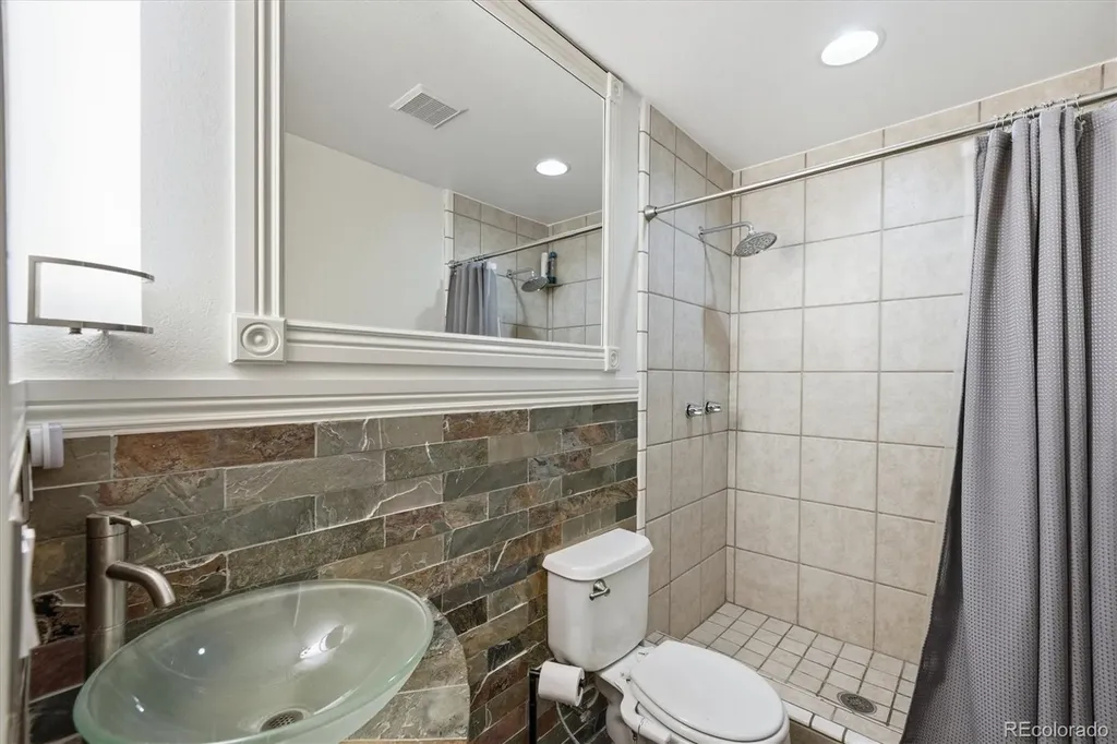 4066 S Rome Street Aurora CO 80018