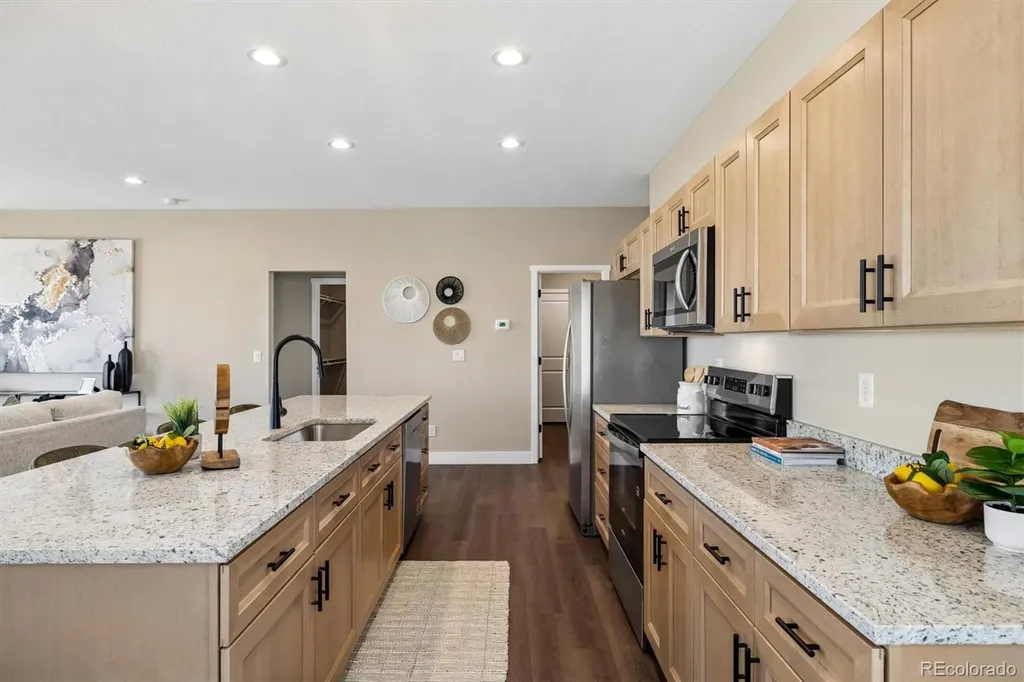 412 Molly Lane Fort Morgan CO 80701