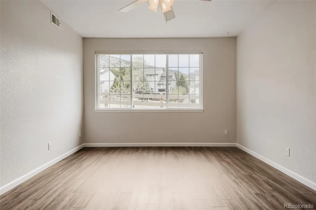 9856 W Freiburg Drive Littleton CO 80127
