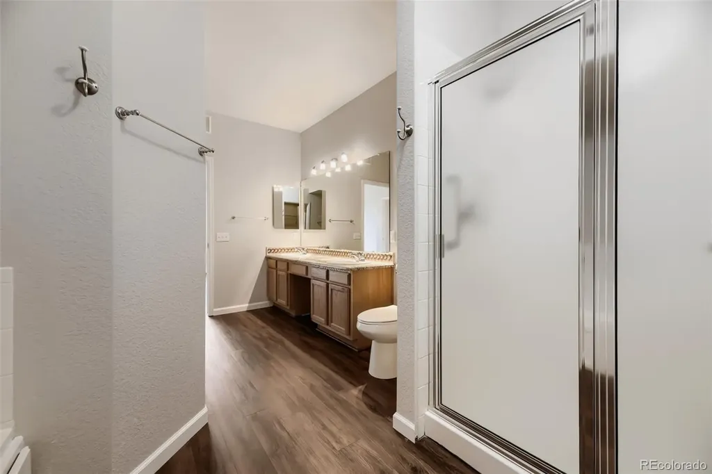 9856 W Freiburg Drive Littleton CO 80127