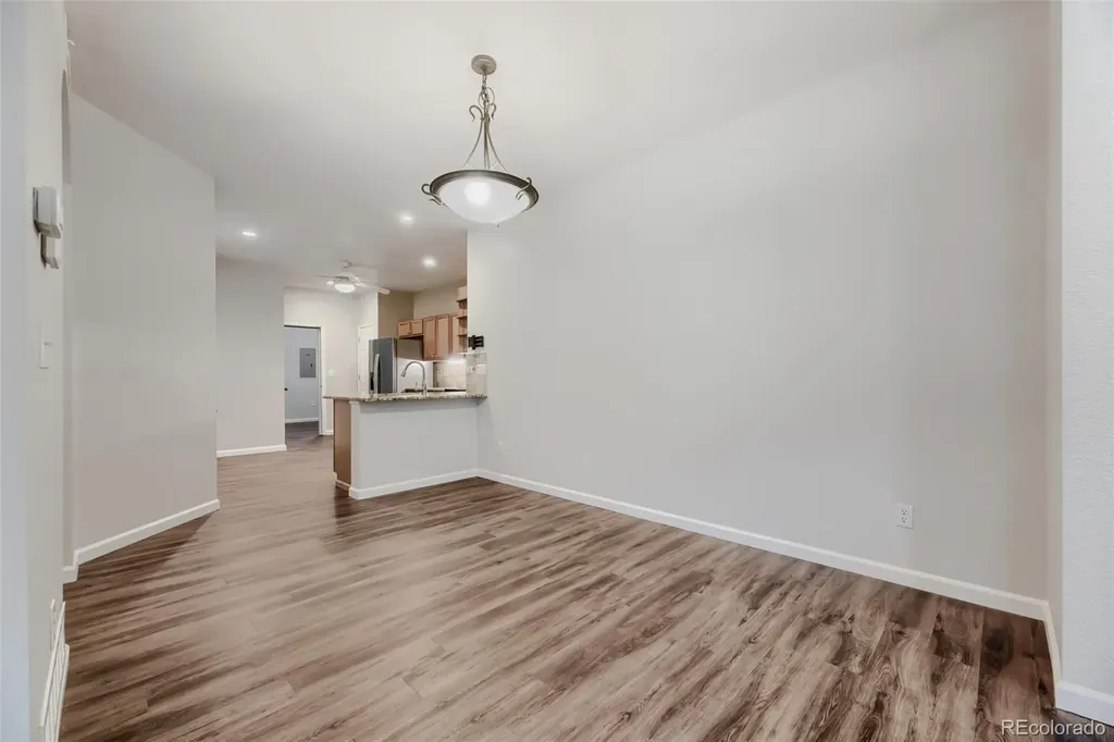 9856 W Freiburg Drive Littleton CO 80127