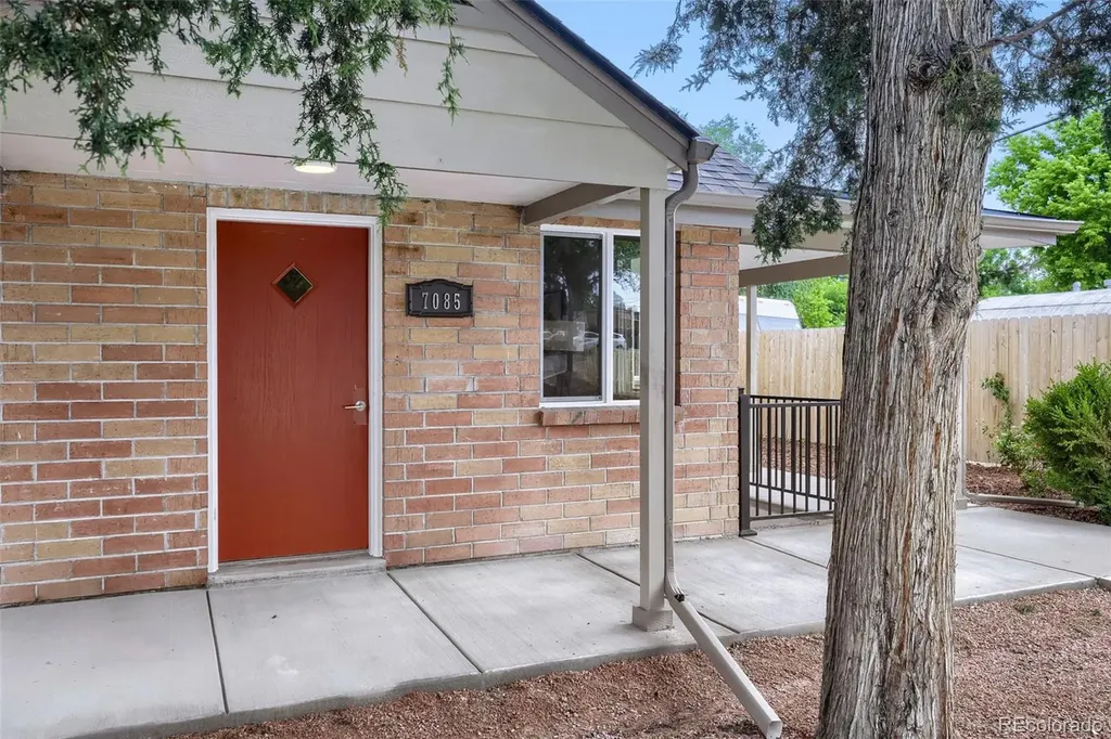 7085 E 72nd Avenue Commerce City CO 80022