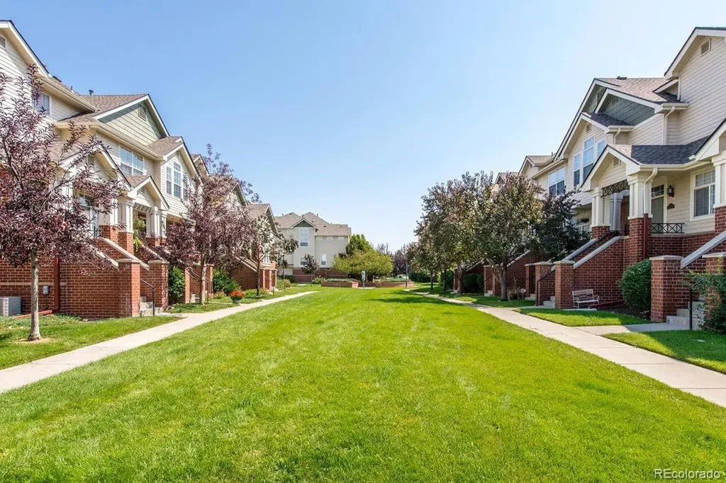 1428 S Dayton Circle Aurora CO 80247