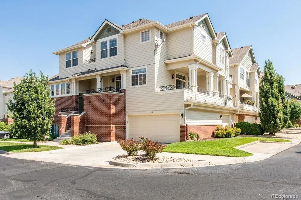 1428 S Dayton Circle Aurora CO 80247