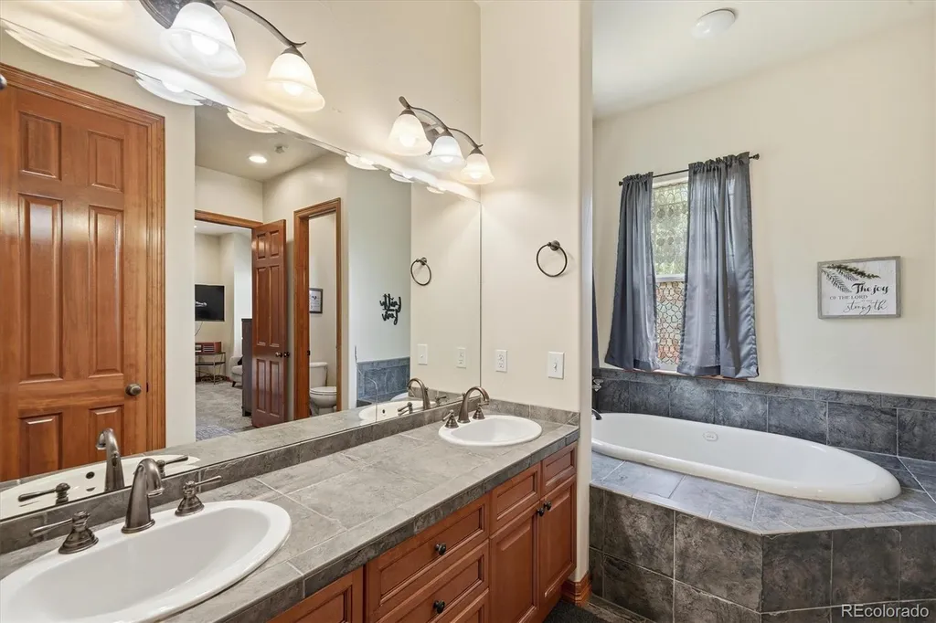11402 Chambers Drive Commerce City CO 80022
