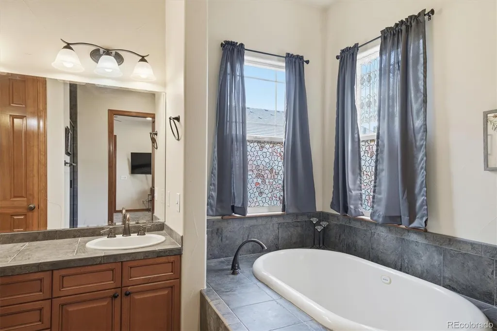 11402 Chambers Drive Commerce City CO 80022