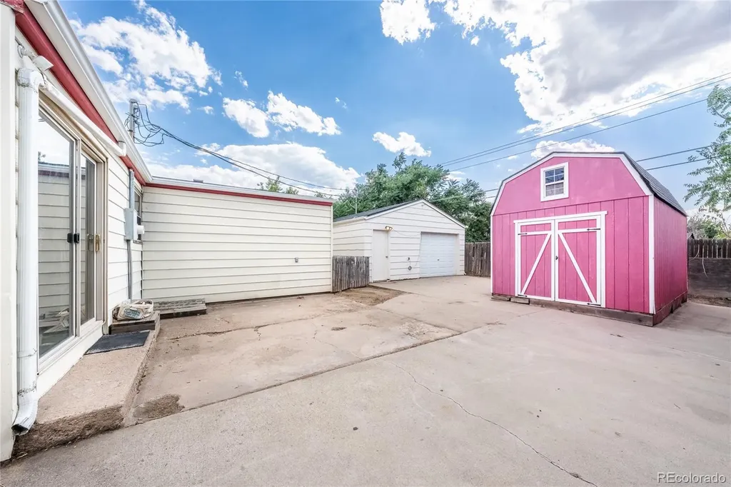 6461 Hudson Street Commerce City CO 80022
