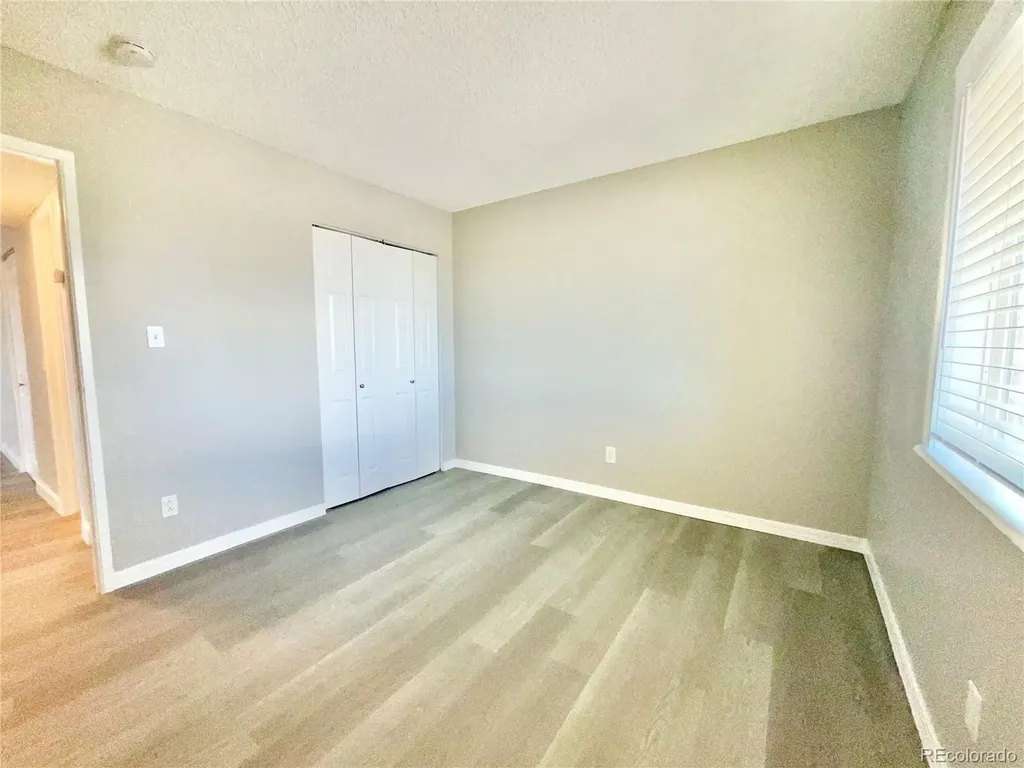 10211 Ura Lane Denver CO 80260