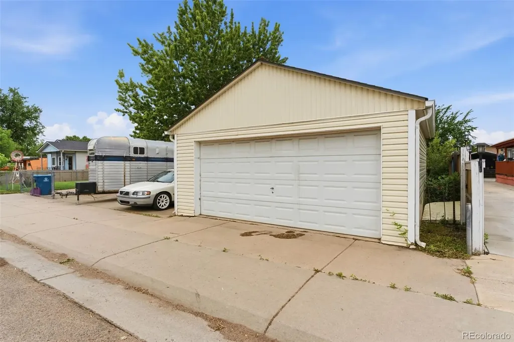 135 Poplar Street Lochbuie CO 80603