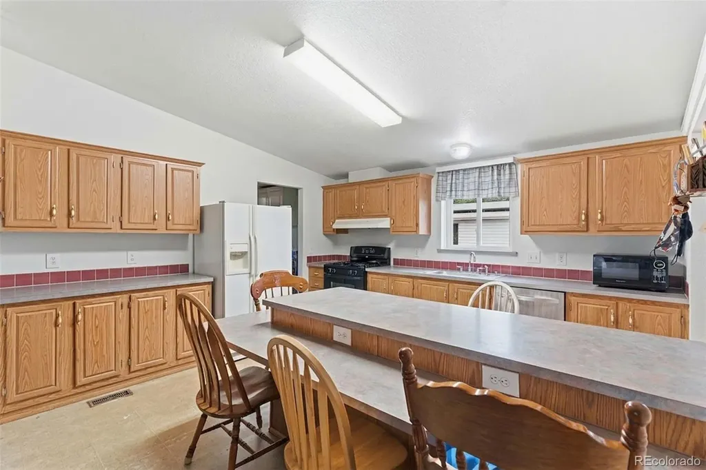 135 Poplar Street Lochbuie CO 80603