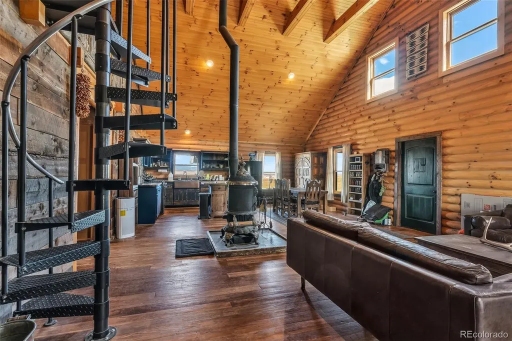 233 Prairie Road Westcliffe CO 81522