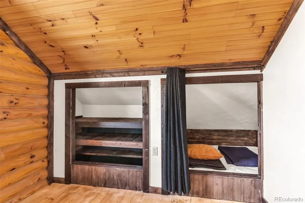 233 Prairie Road Westcliffe CO 81522