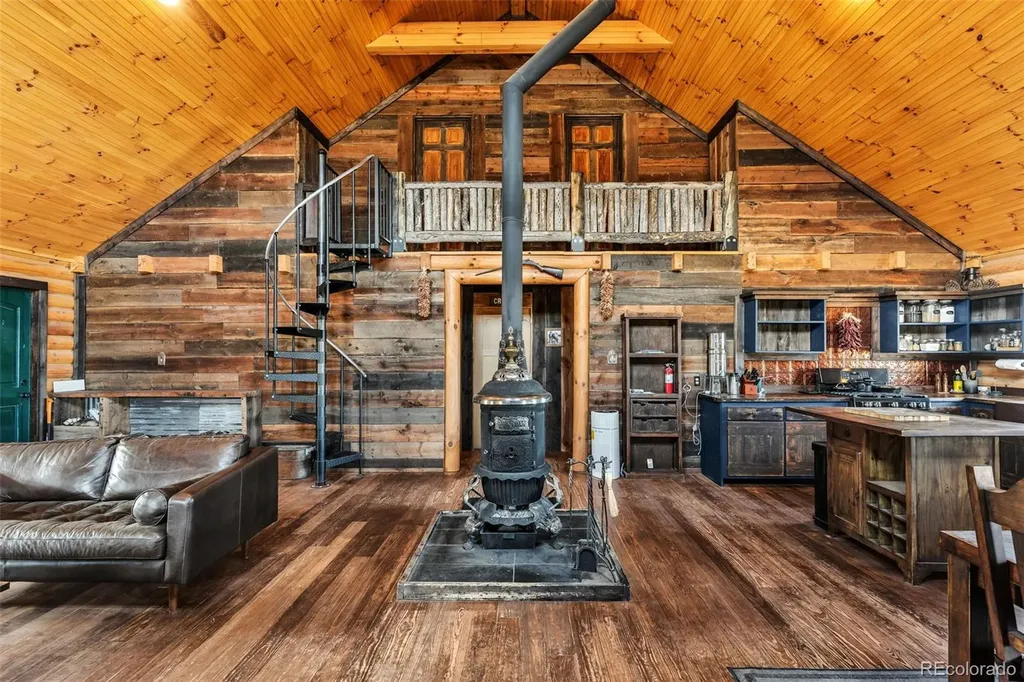 233 Prairie Road Westcliffe CO 81522