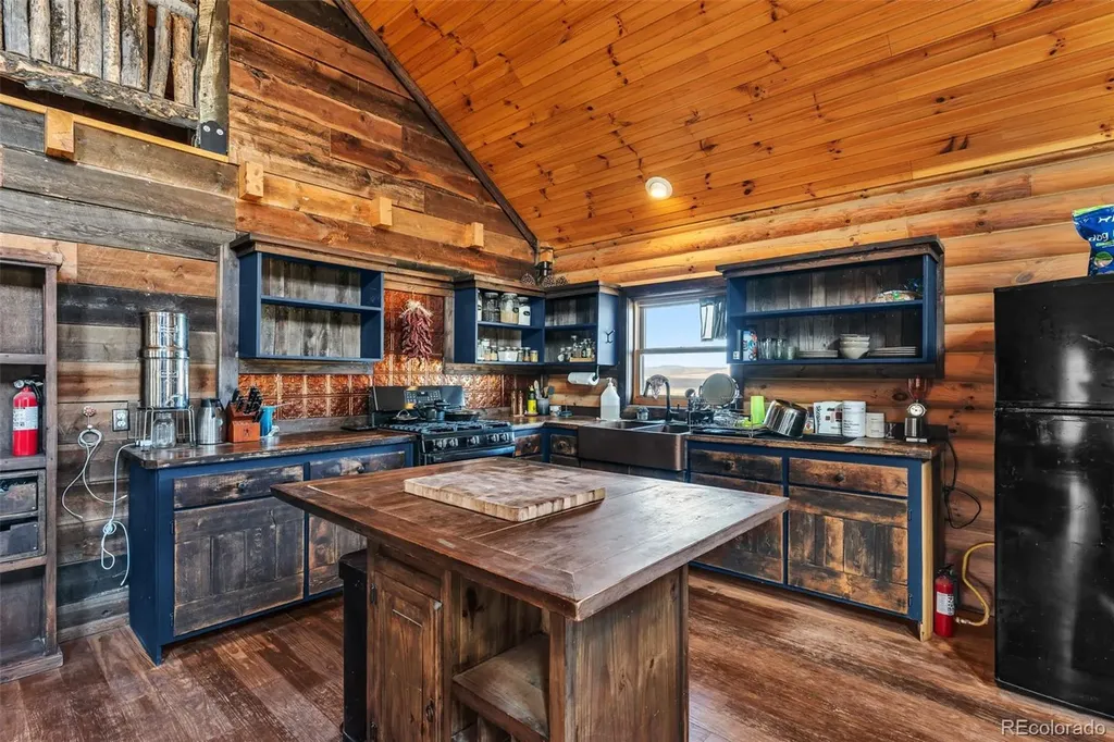 233 Prairie Road Westcliffe CO 81522