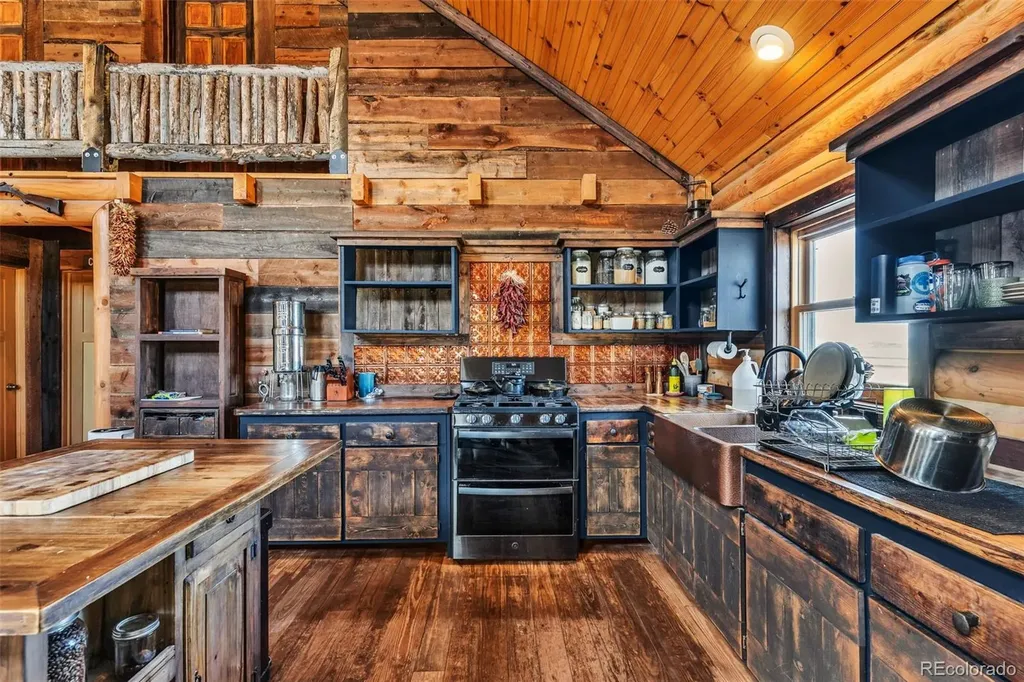 233 Prairie Road Westcliffe CO 81522