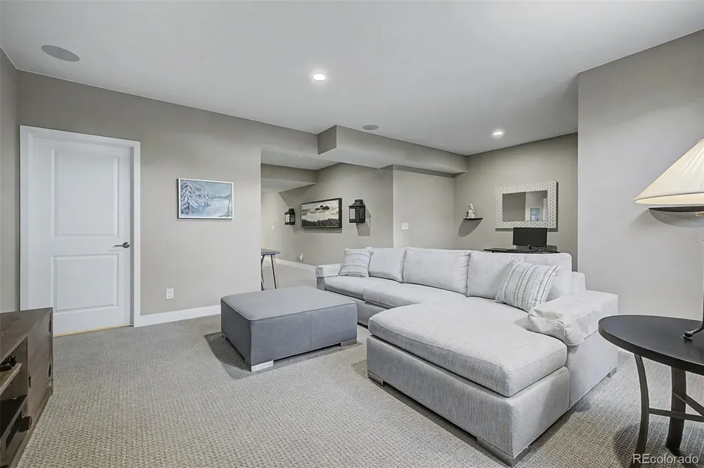 6773 Mariposa Court Denver CO 80221