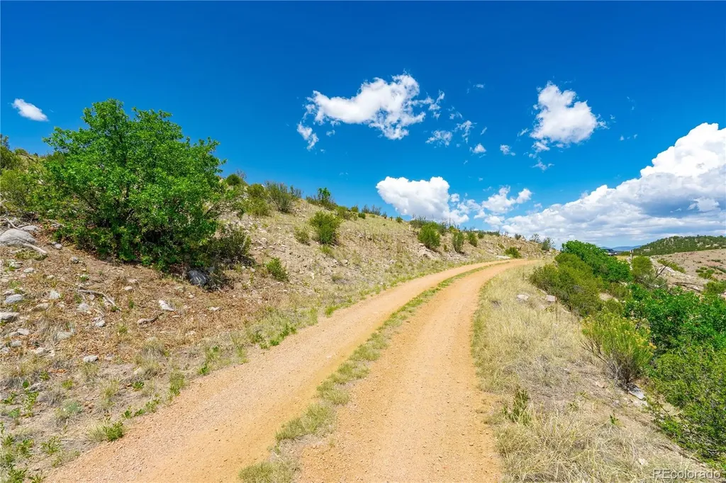 896 Shannon Trail Cotopaxi CO 81223
