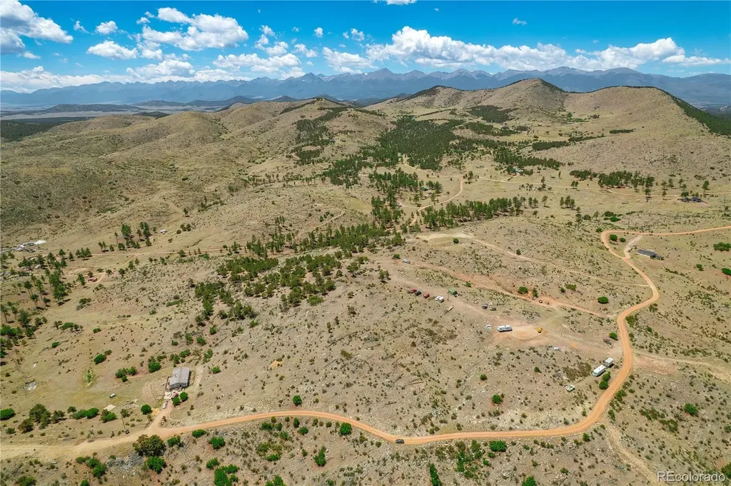 896 Shannon Trail Cotopaxi CO 81223
