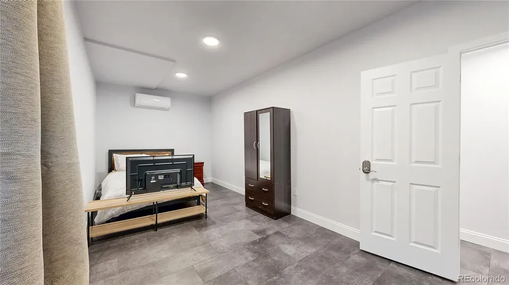10527 Troy Street Commerce City CO 80022