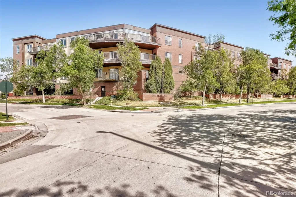 15475 Andrews Drive Denver CO 80239