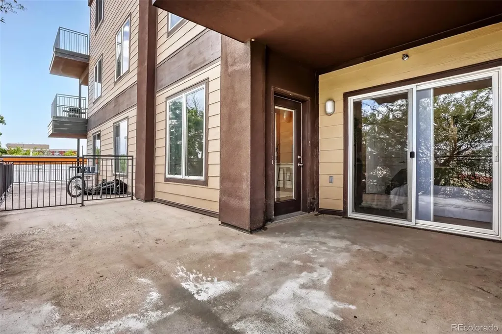 15475 Andrews Drive Denver CO 80239