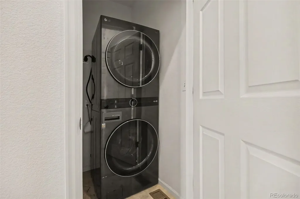 23527 E 5th Place Aurora CO 80018
