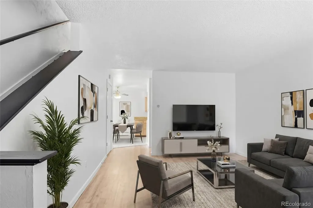 Wheat Ridge CO, 9340 W 49th Avenue, Unit 210