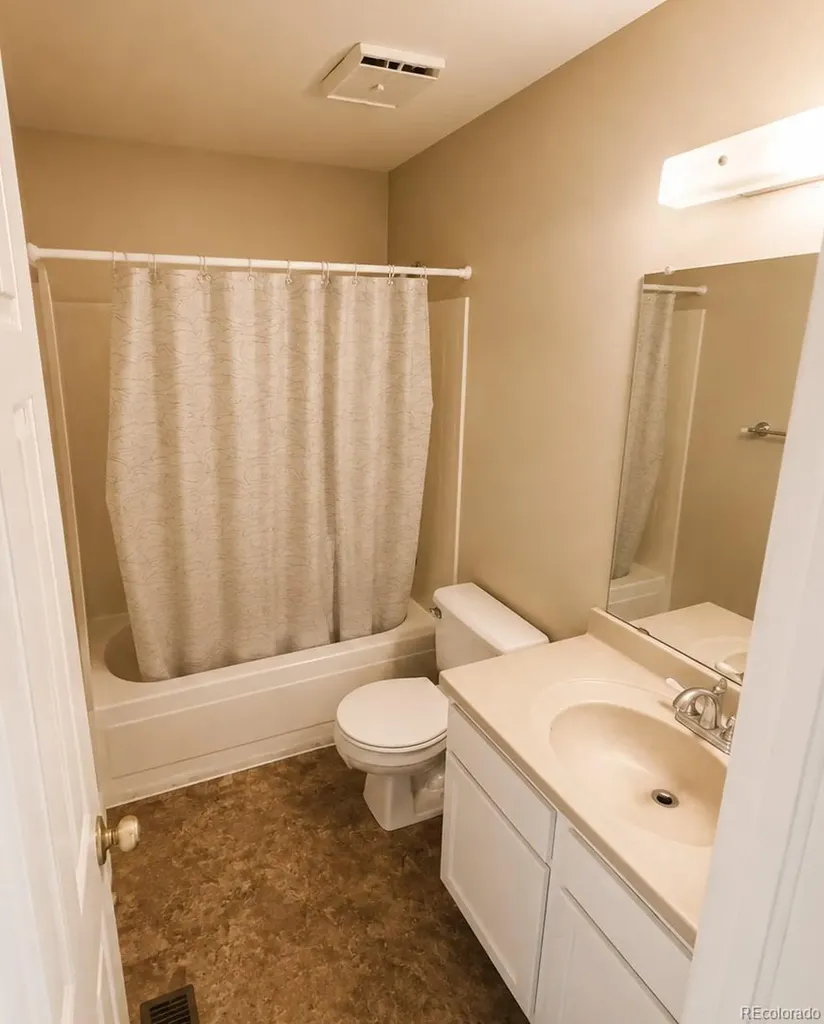 10148 Quivas Street Denver CO 80260