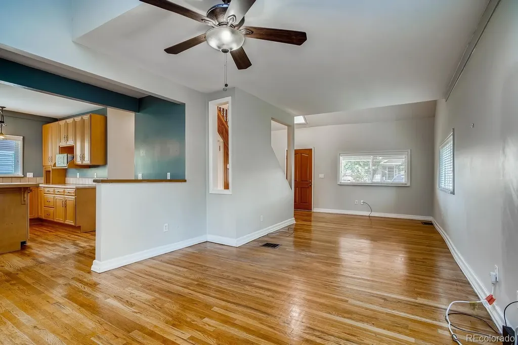 3921 S Acoma Street Englewood CO 80110