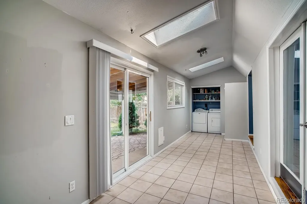 3921 S Acoma Street Englewood CO 80110