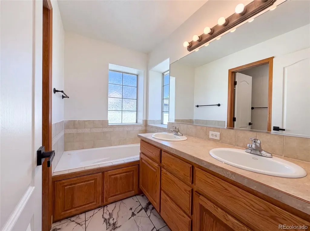 6200 W 6th Street Road Greeley CO 80634