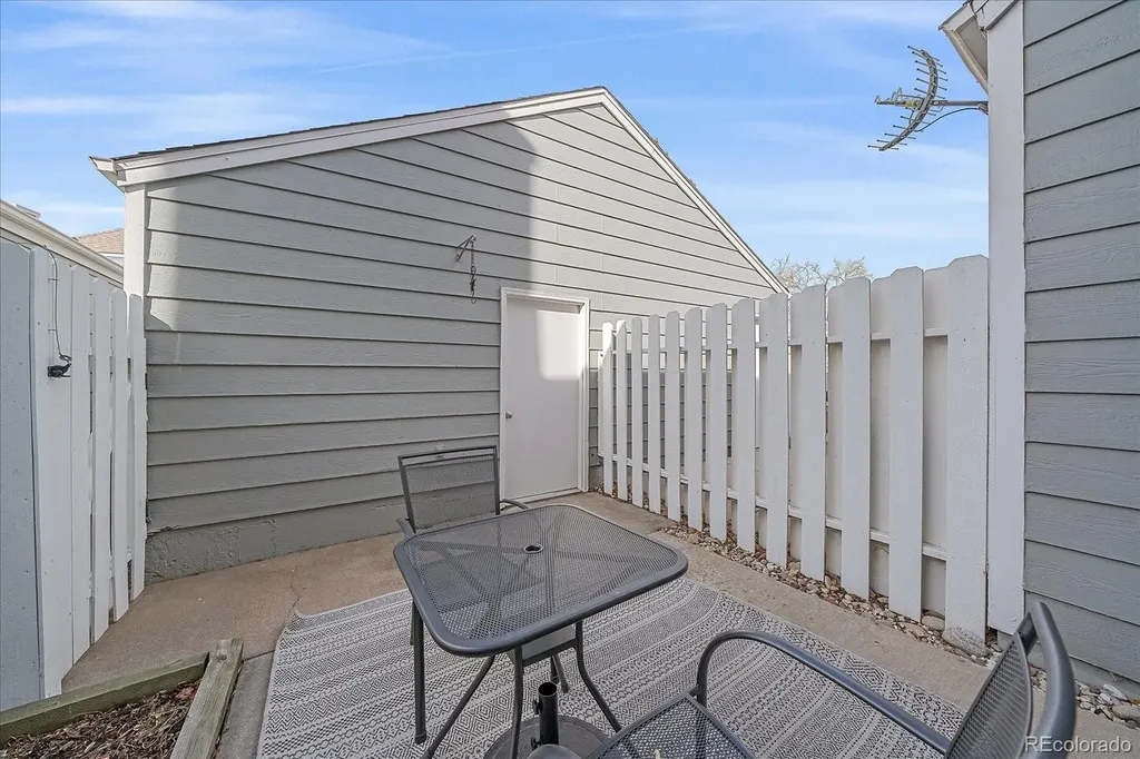 7250 Devinney Court Arvada CO 80005