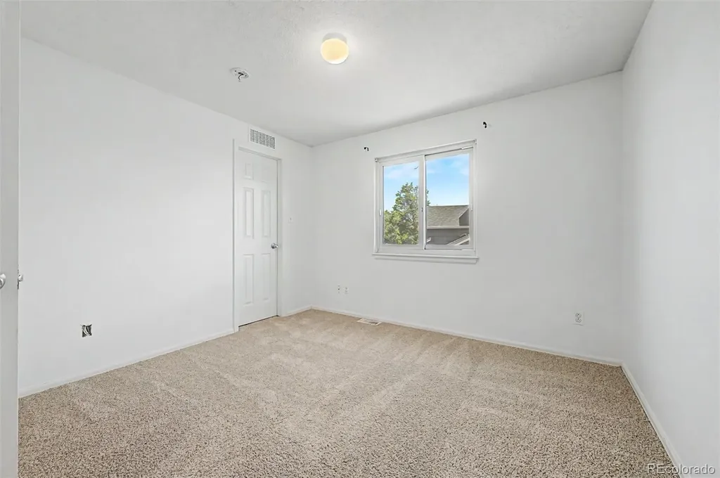 5561 E 117th Avenue Thornton CO 80233