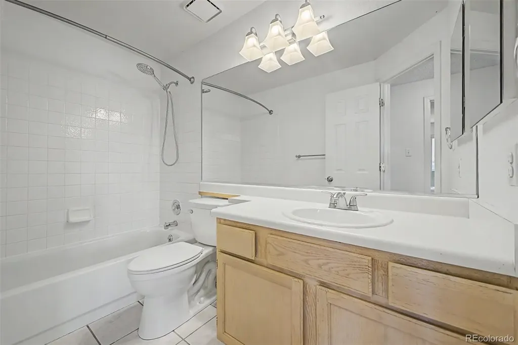 5561 E 117th Avenue Thornton CO 80233