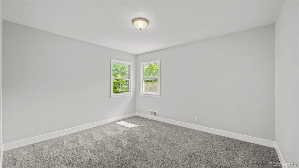 10 El Sereno Drive Colorado Springs CO 80906